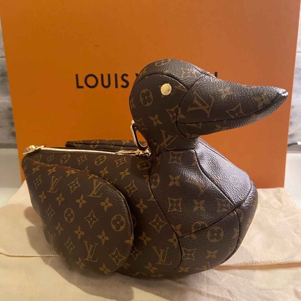 🦆New!! Rare Limited Edition Louis Vuitton Duck Bag! 🦆 - Picture 3 of 16